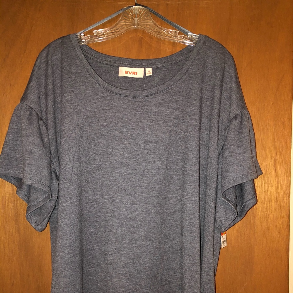 NWT EVRI Knit Top in Blue Gray